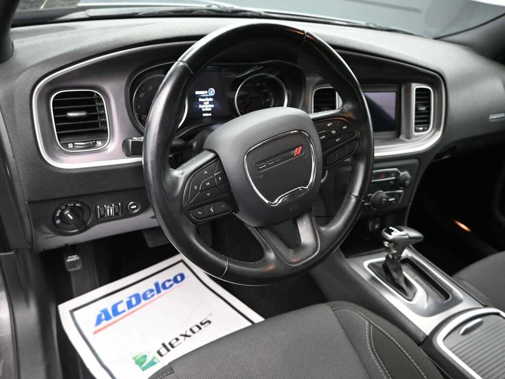2020 Dodge Charger SXT RWD