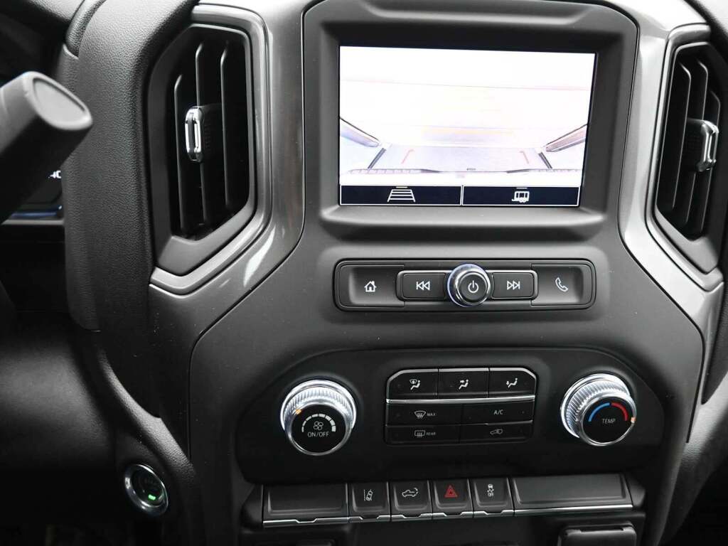 2025 GMC Sierra 2500HD Pro