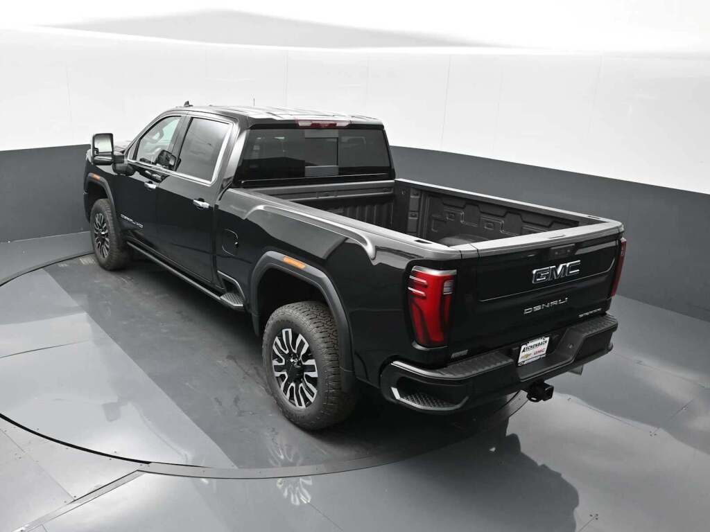 2025 GMC Sierra 2500HD Denali Ultimate