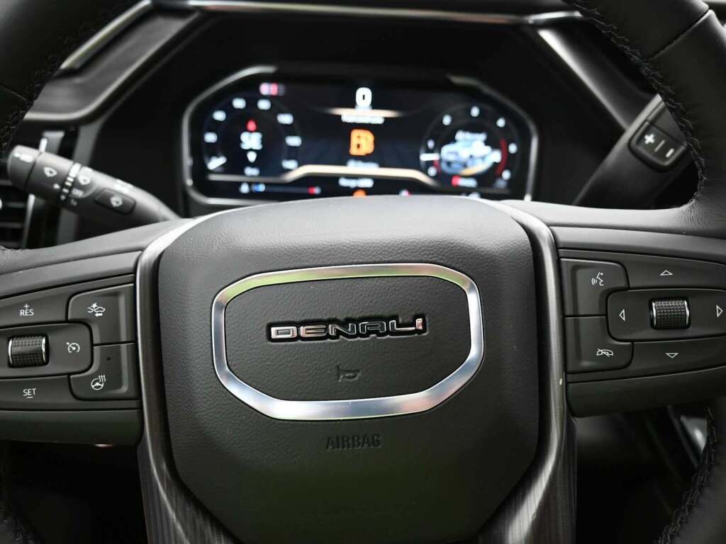 2025 GMC Sierra 2500HD Denali Ultimate