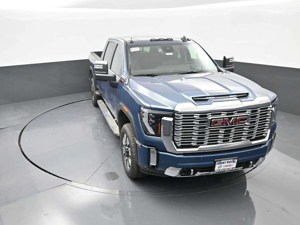 2025 GMC Sierra 2500HD Denali