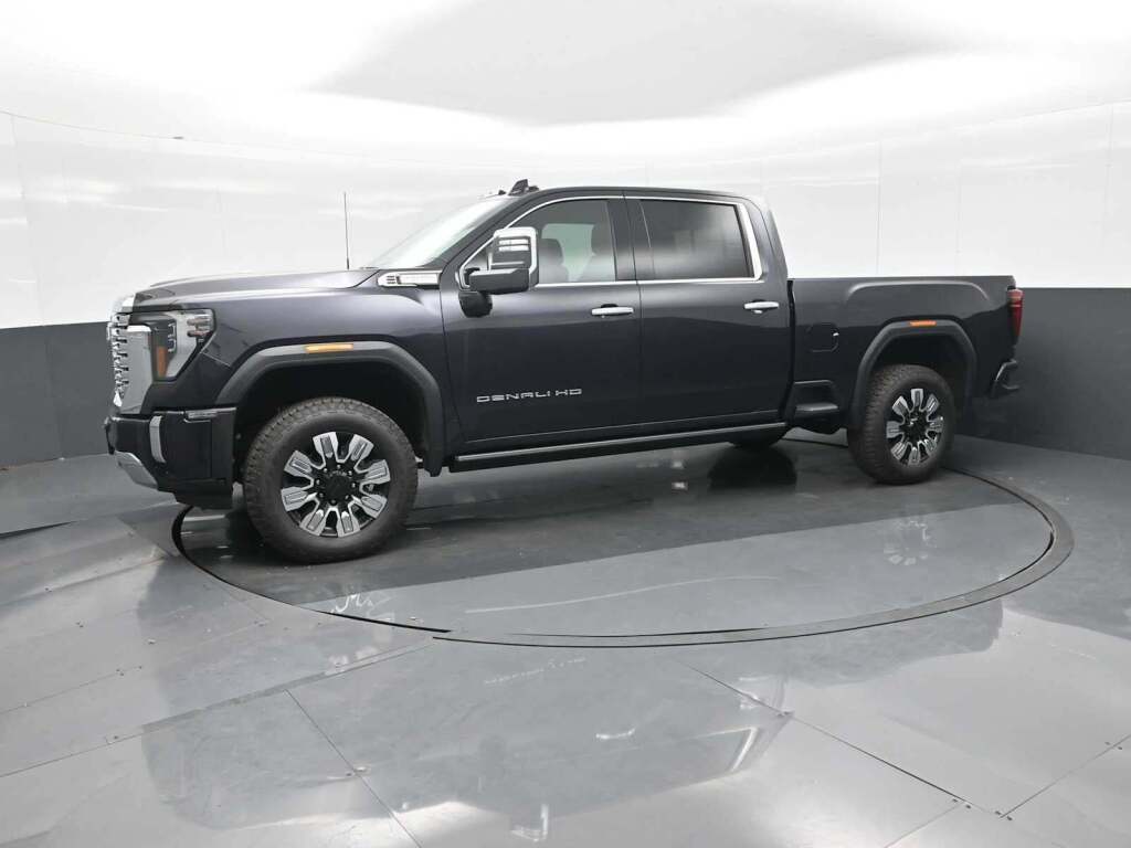 2025 GMC Sierra 2500HD Denali