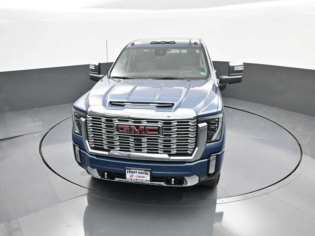 2025 GMC Sierra 2500HD Denali