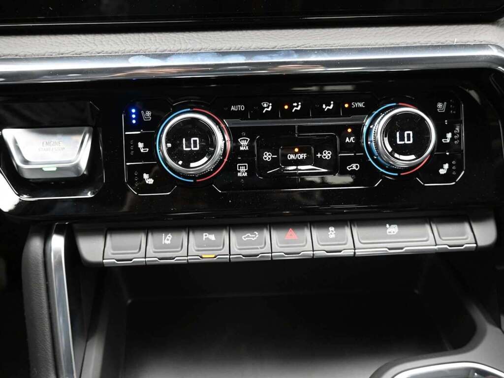 2025 GMC Sierra 3500HD Denali