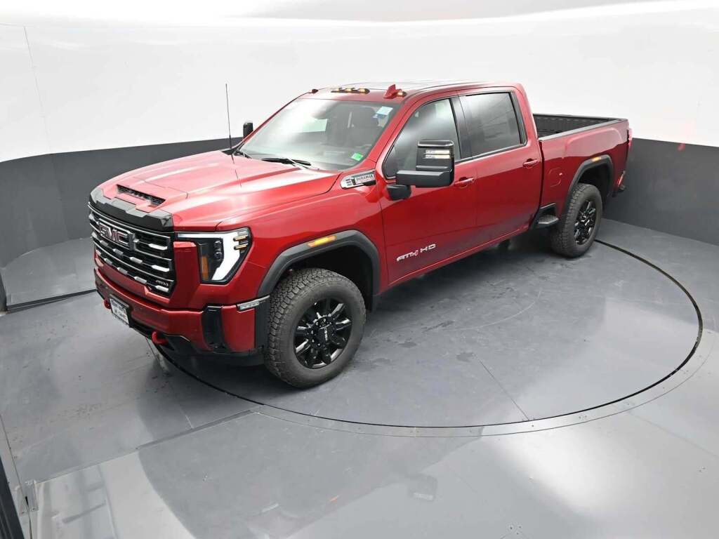 2025 GMC Sierra 2500HD AT4