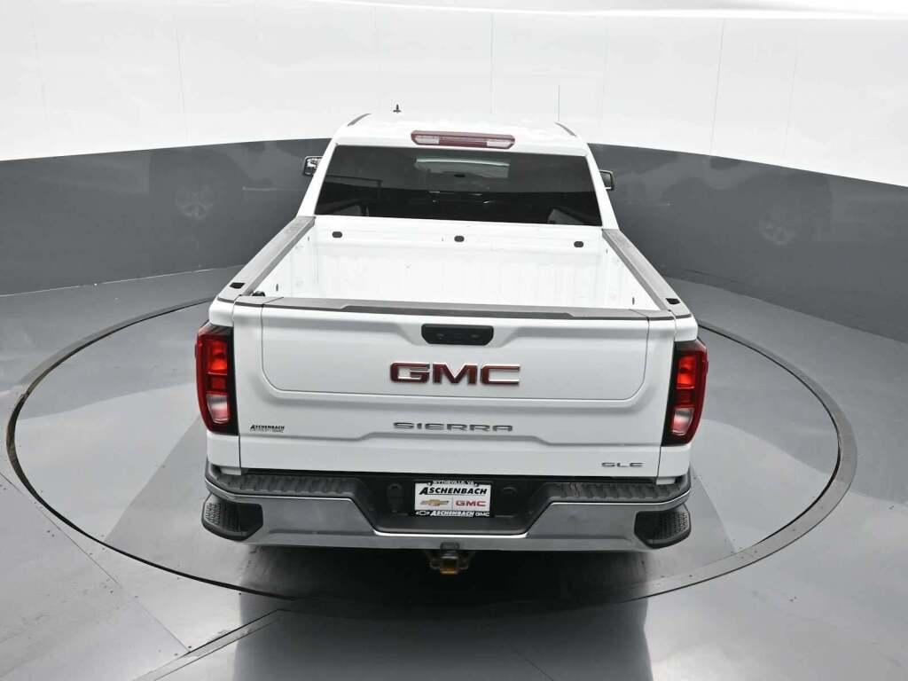 2023 GMC Sierra 1500 SLE