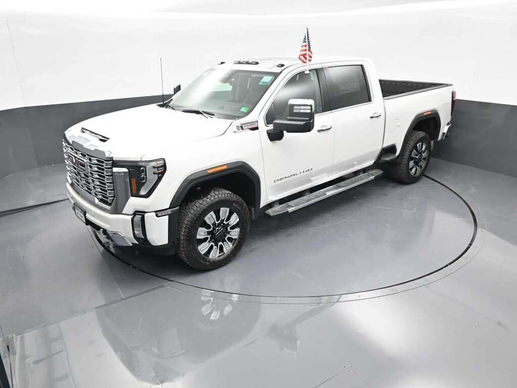 2025 GMC Sierra 2500HD Denali