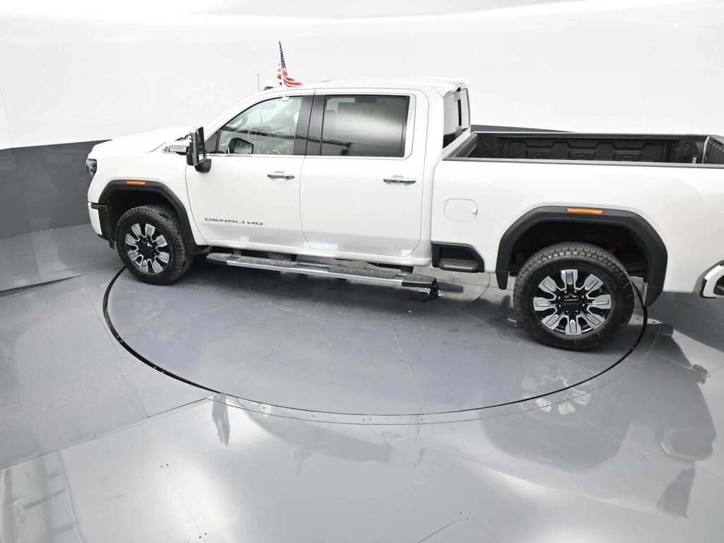 2025 GMC Sierra 2500HD Denali