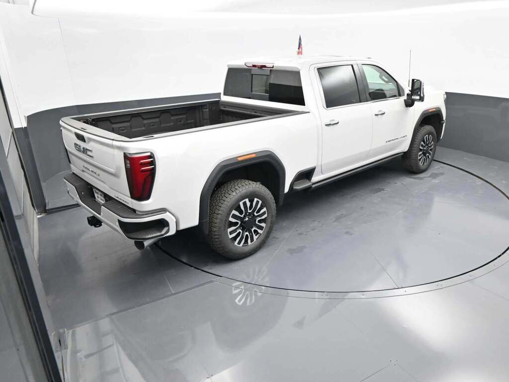 2025 GMC Sierra 2500HD Denali Ultimate
