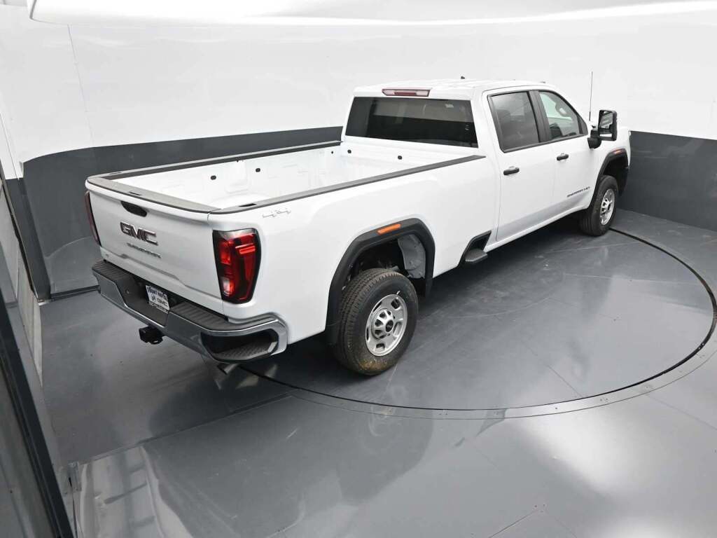 2025 GMC Sierra 2500HD Pro