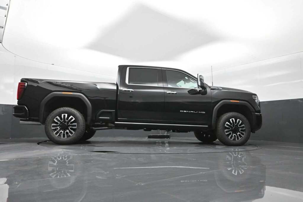 2025 GMC Sierra 2500HD Denali Ultimate