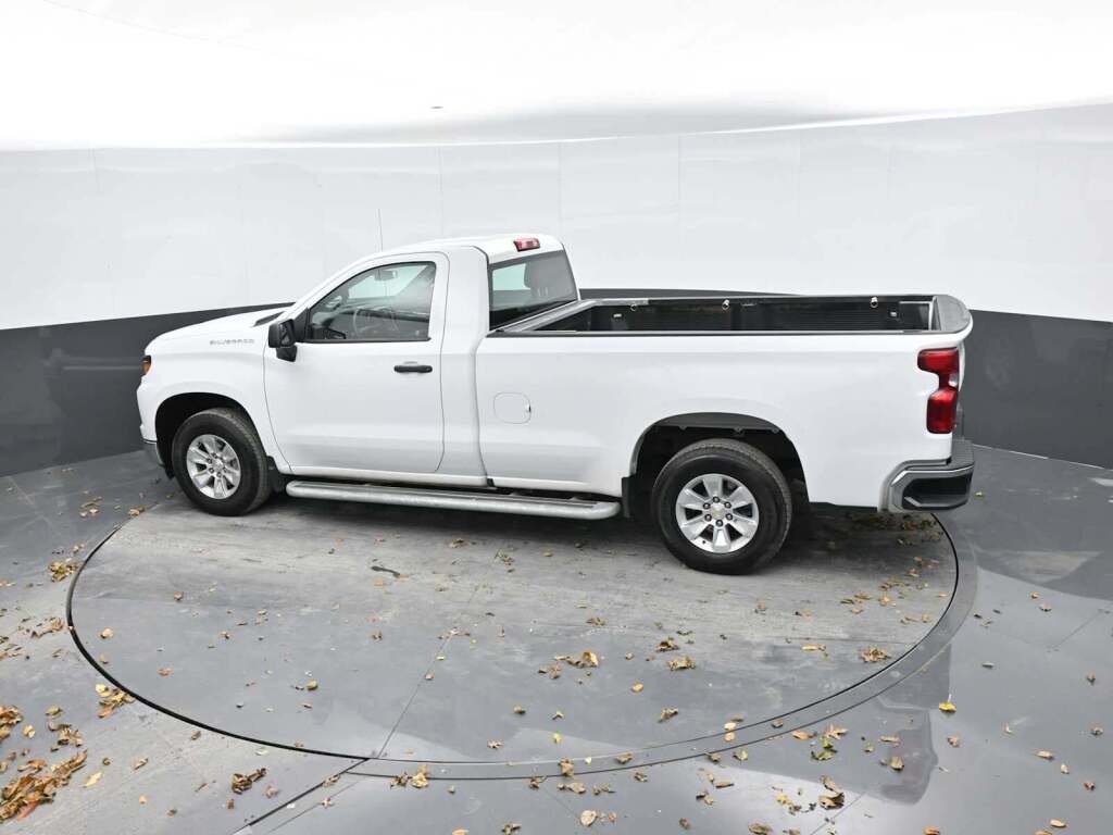 2023 Chevrolet Silverado 1500 WT