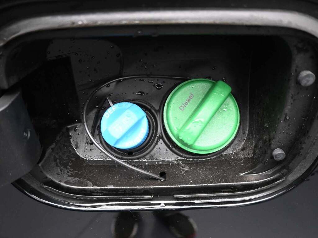 2025 GMC Sierra 2500HD Denali