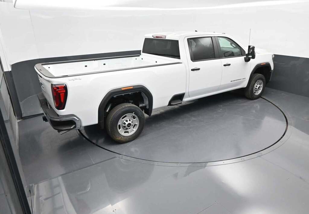 2025 GMC Sierra 2500HD Pro