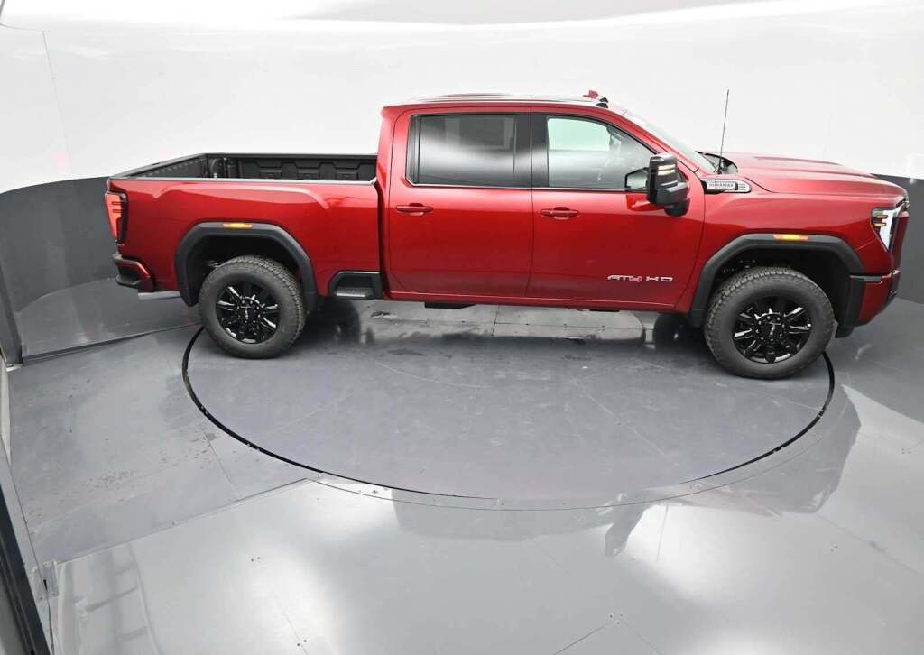 2025 GMC Sierra 2500HD AT4