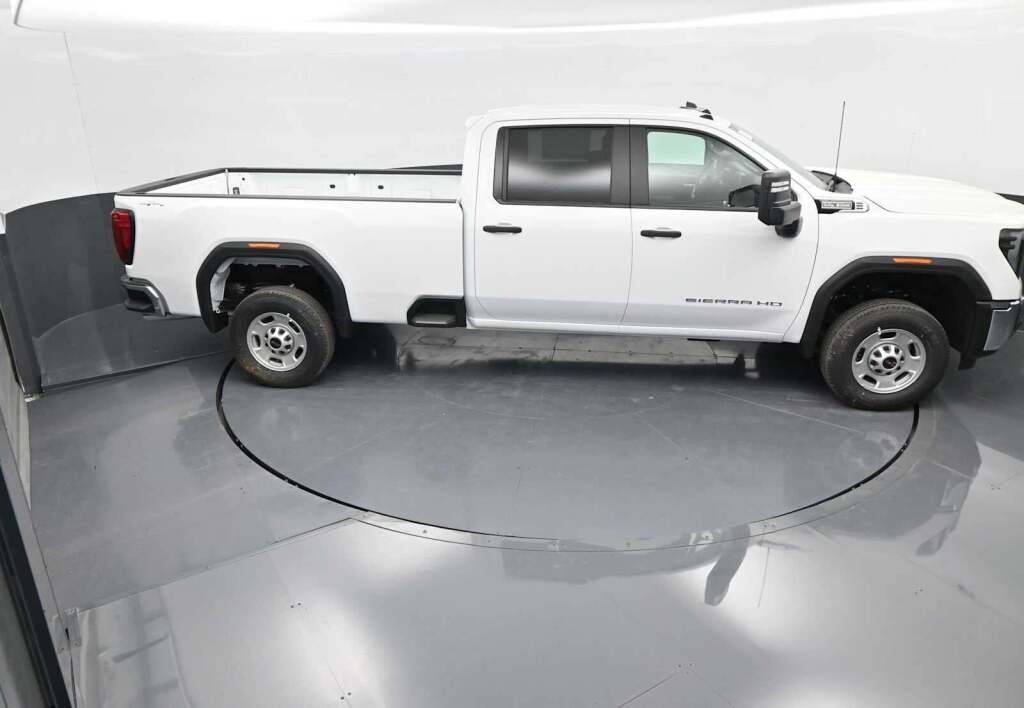 2025 GMC Sierra 2500HD Pro