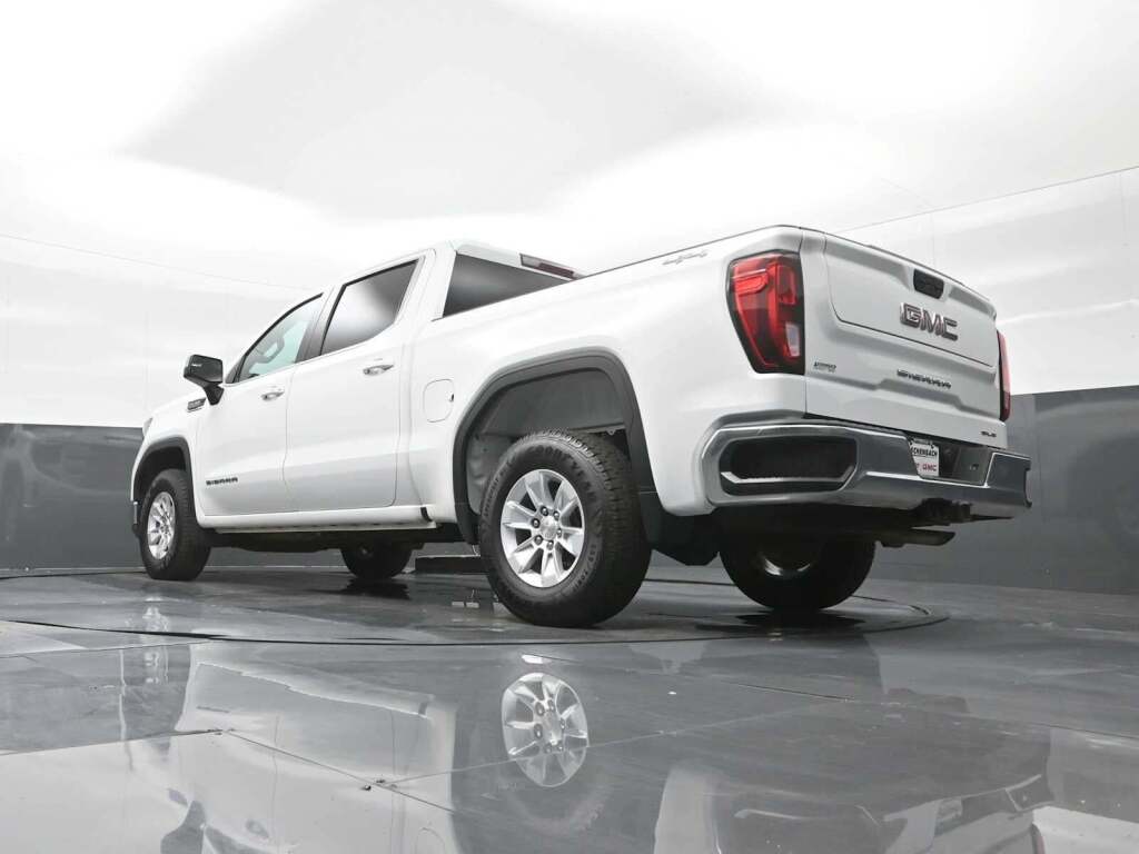 2023 GMC Sierra 1500 SLE