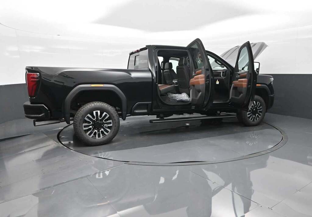 2025 GMC Sierra 2500HD Denali Ultimate