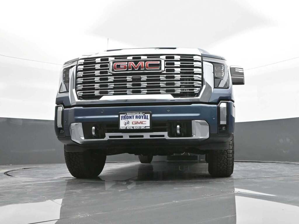 2025 GMC Sierra 2500HD Denali