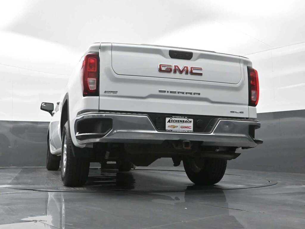 2023 GMC Sierra 1500 SLE