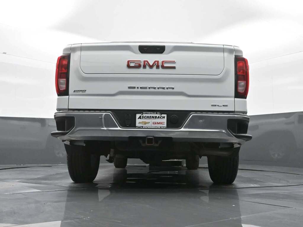 2023 GMC Sierra 1500 SLE