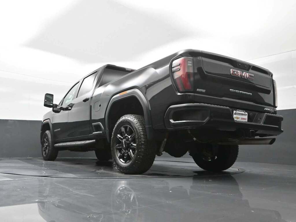 2024 GMC Sierra 2500HD AT4