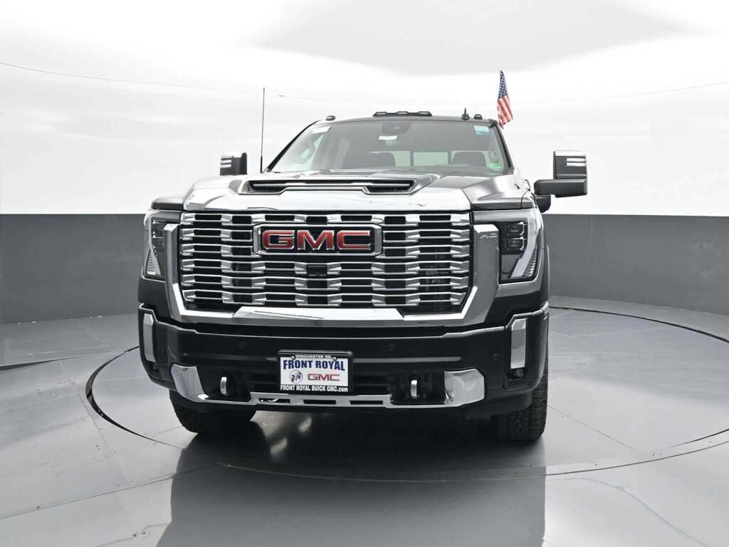 2025 GMC Sierra 2500HD Denali