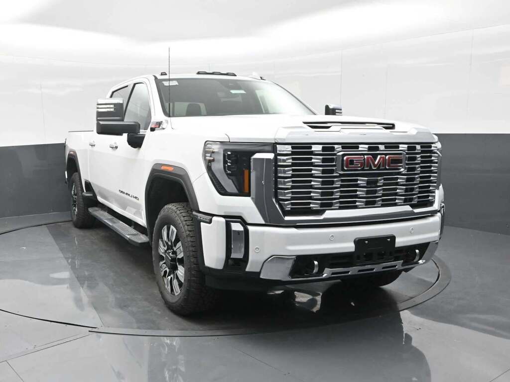 2025 GMC Sierra 2500HD Denali