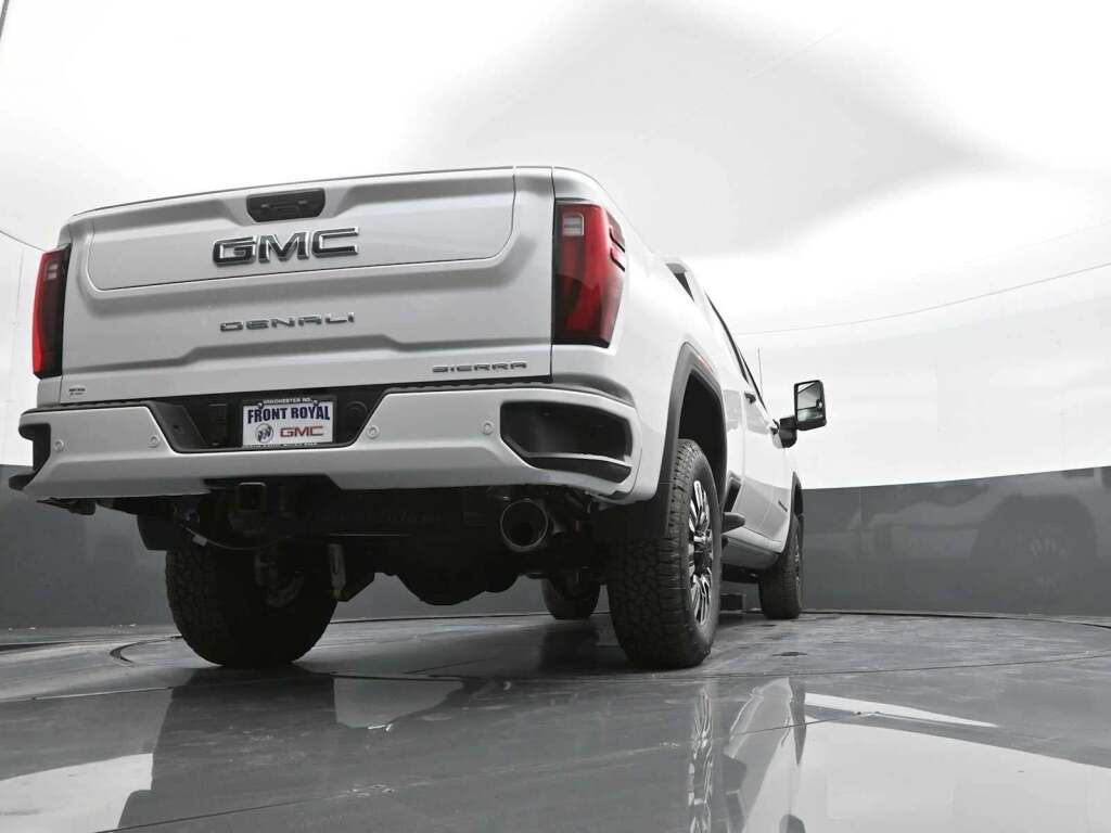 2025 GMC Sierra 2500HD Denali Ultimate