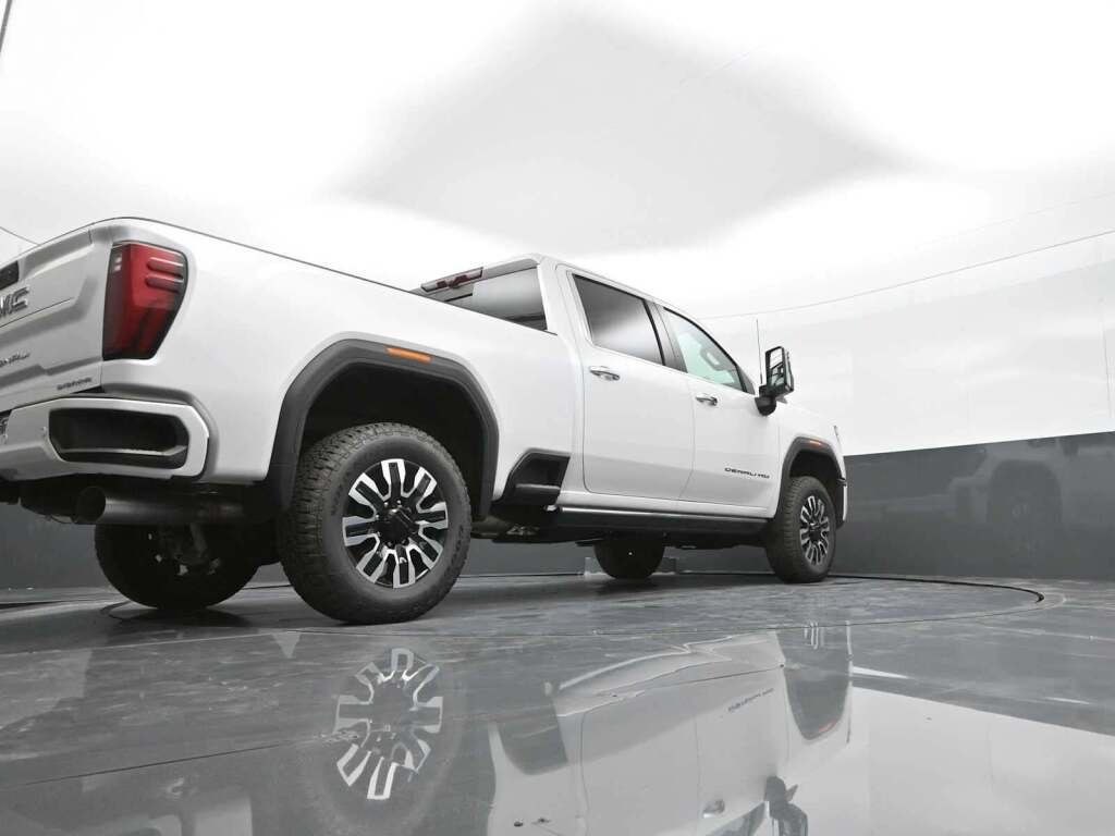 2025 GMC Sierra 2500HD Denali Ultimate