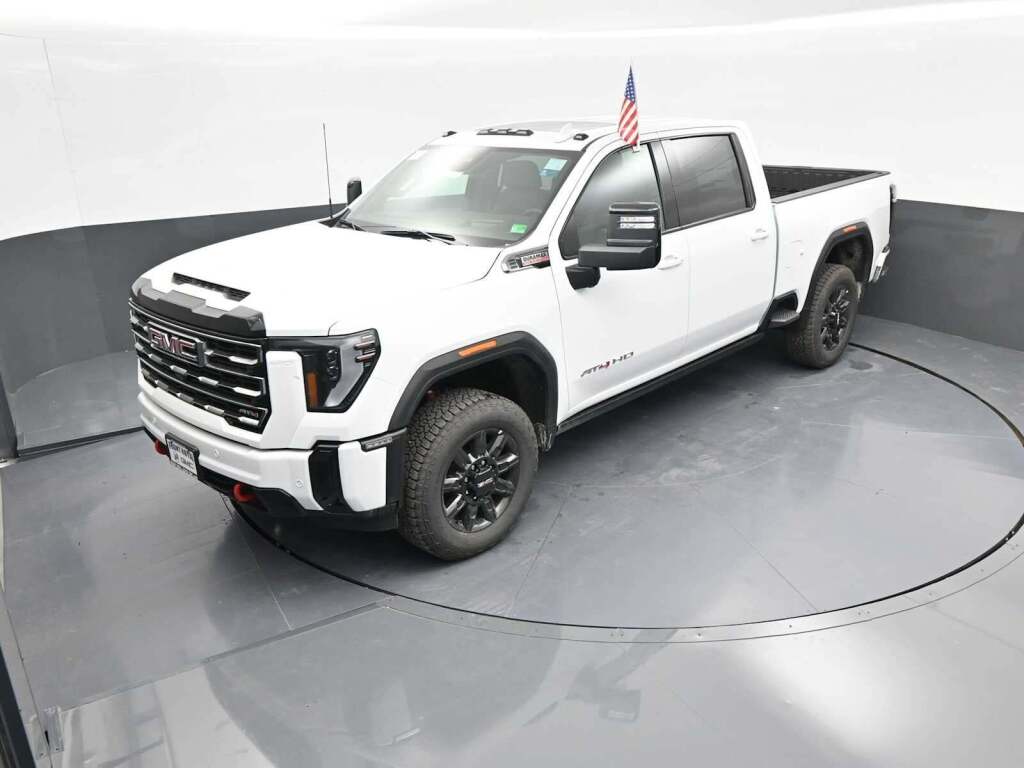2025 GMC Sierra 2500HD AT4
