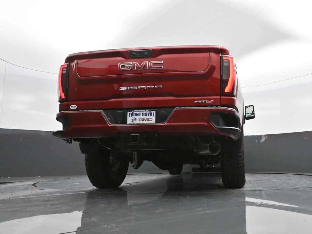 2025 GMC Sierra 2500HD AT4