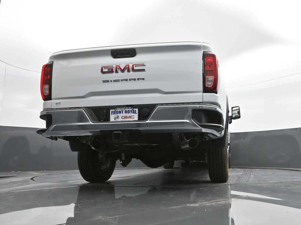 2025 GMC Sierra 2500HD Pro