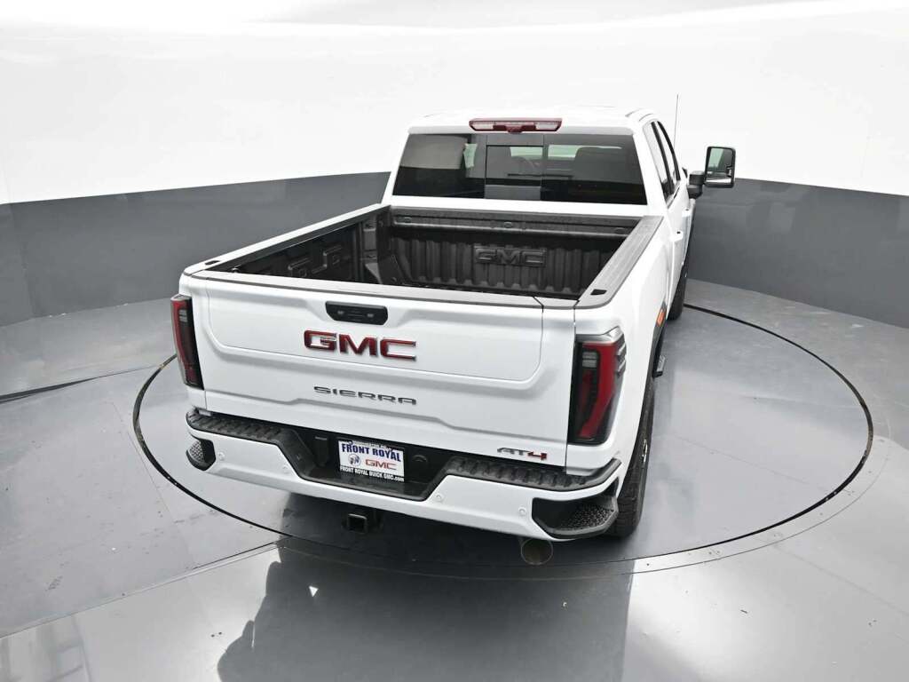 2025 GMC Sierra 2500HD AT4