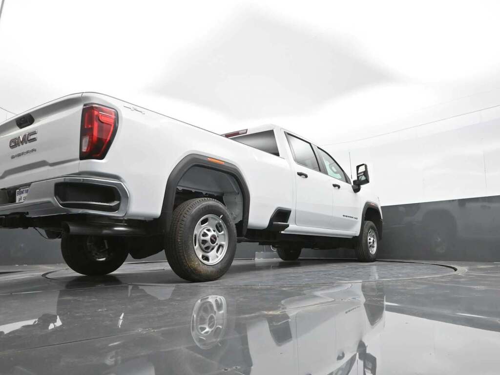 2025 GMC Sierra 2500HD Pro