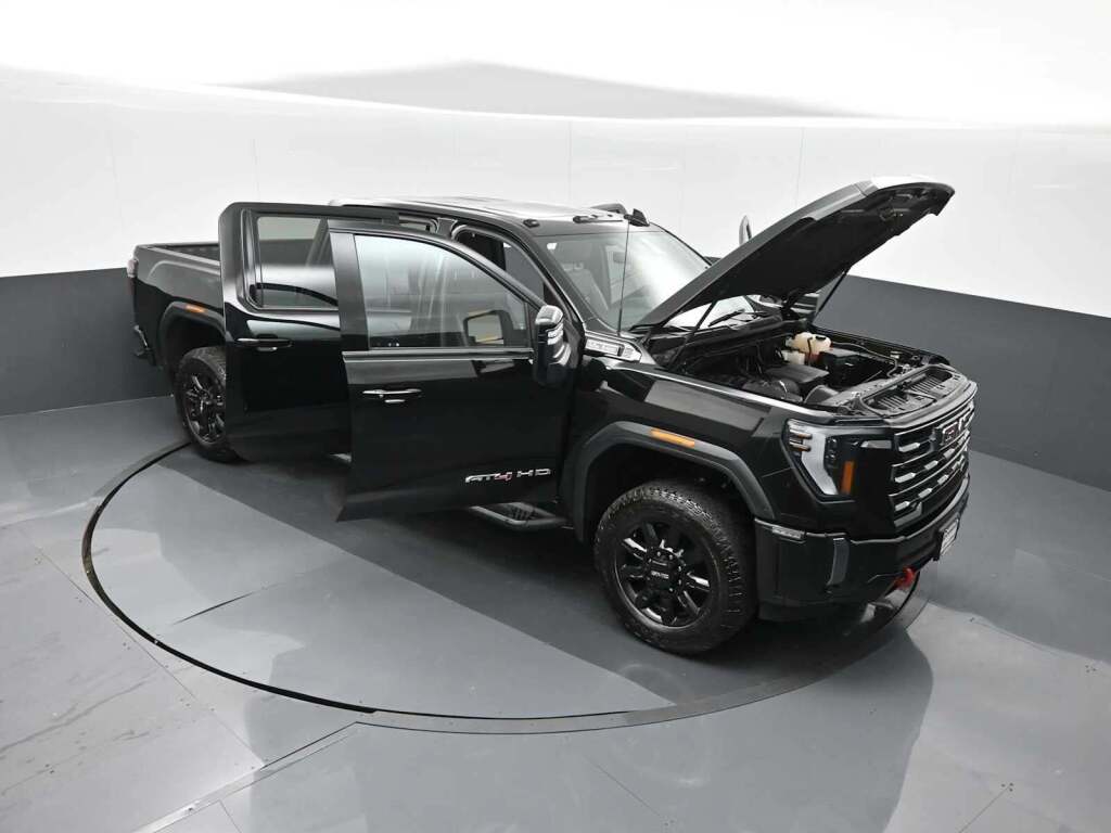2024 GMC Sierra 2500HD AT4