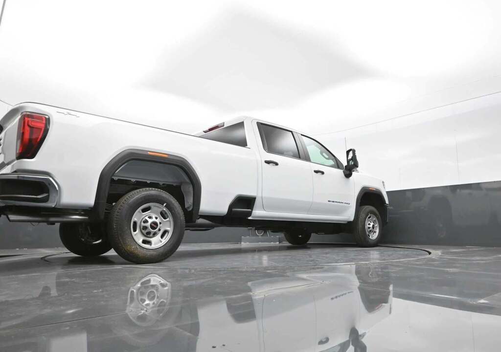 2025 GMC Sierra 2500HD Pro