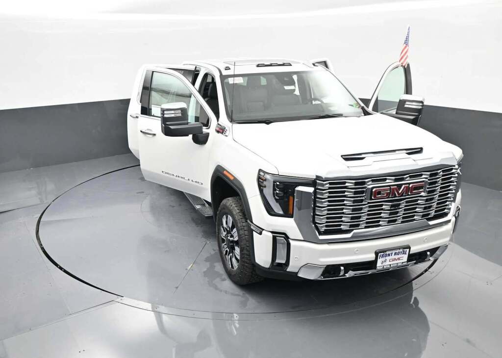 2025 GMC Sierra 2500HD Denali