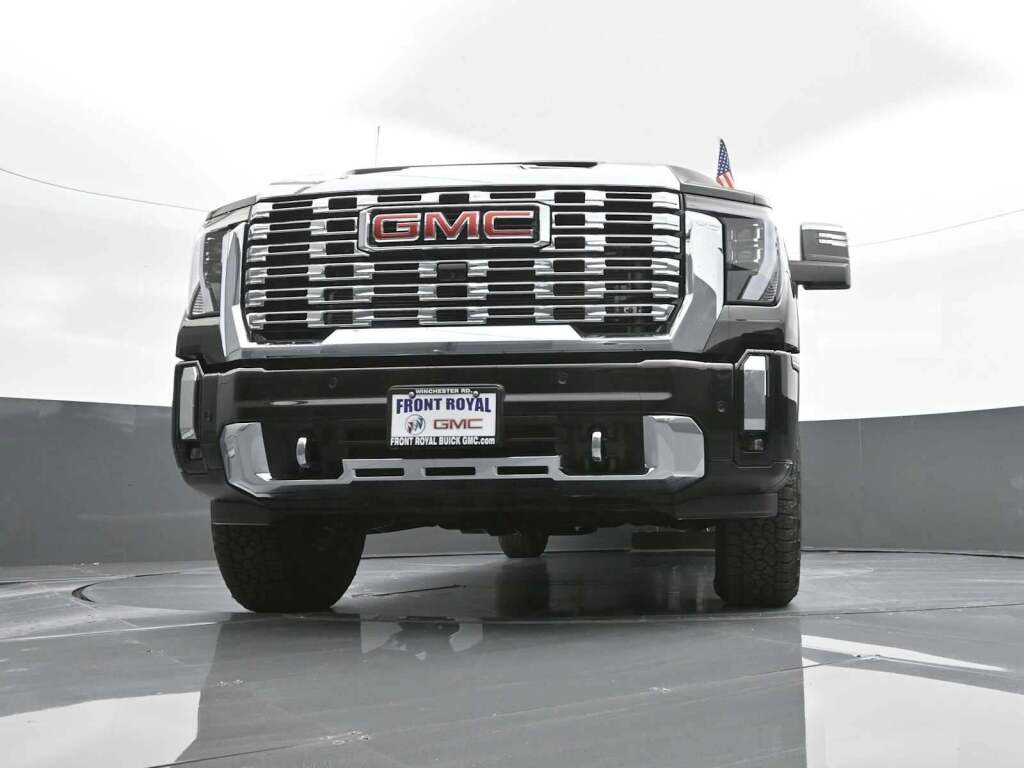 2025 GMC Sierra 2500HD Denali