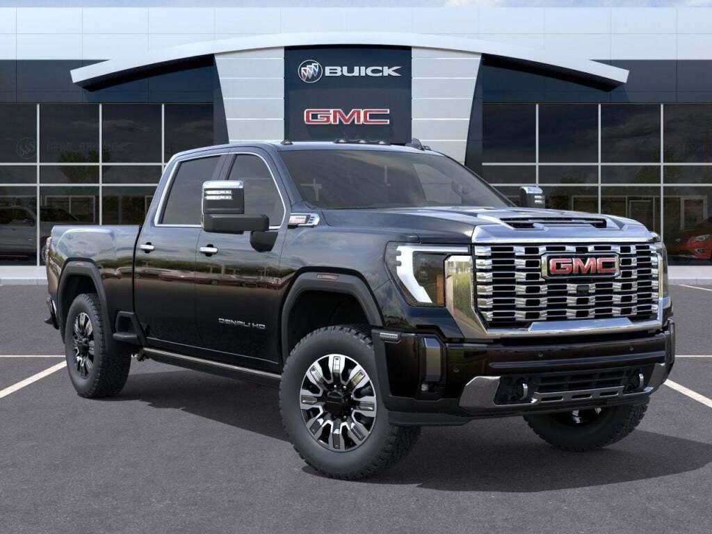 2025 GMC Sierra 2500HD Denali