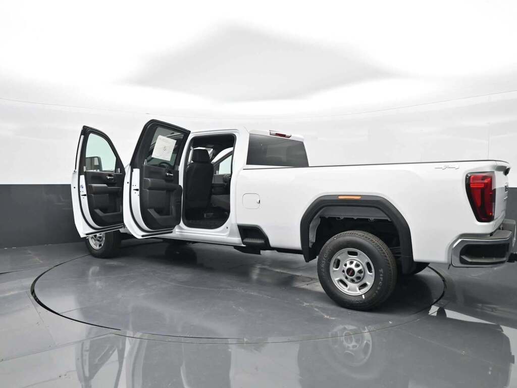 2025 GMC Sierra 2500HD Pro
