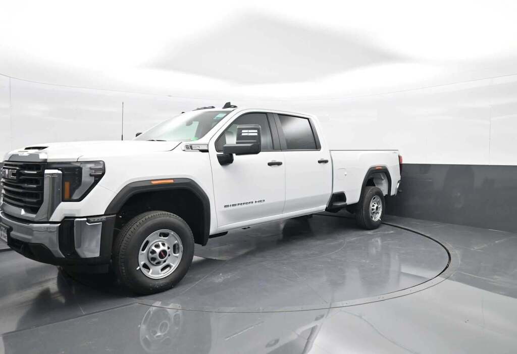 2025 GMC Sierra 2500HD Pro