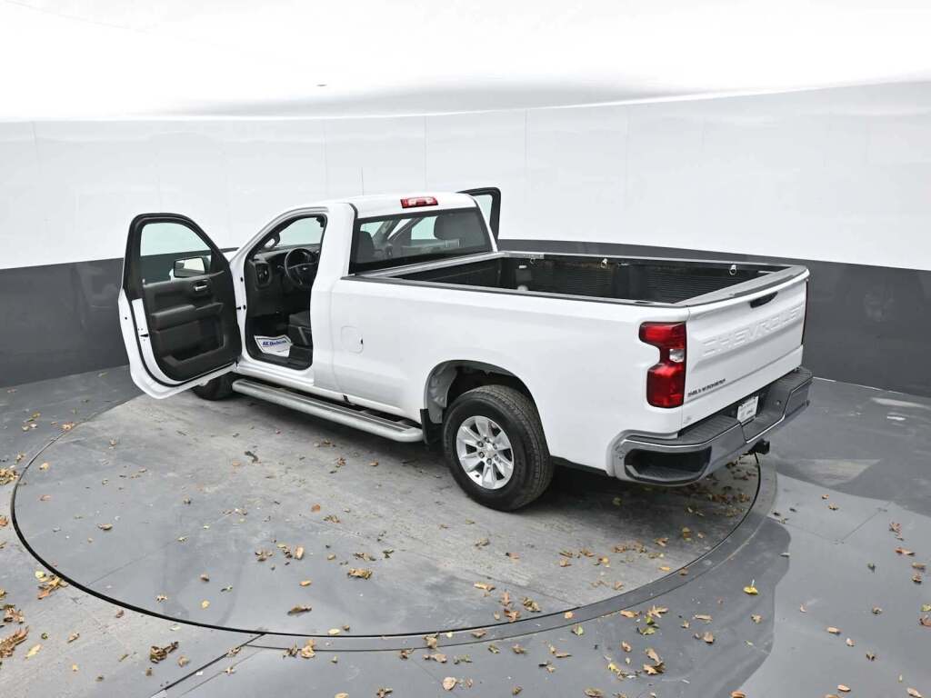 2023 Chevrolet Silverado 1500 WT