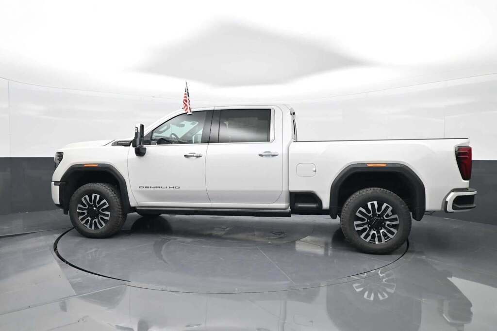 2025 GMC Sierra 2500HD Denali Ultimate