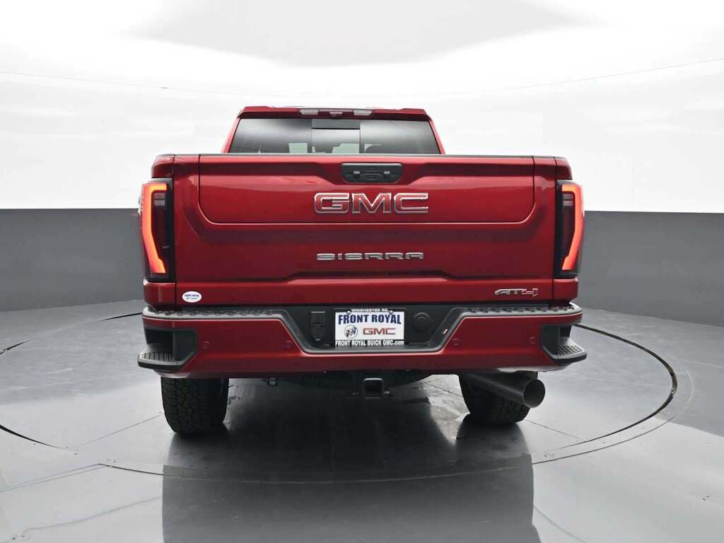 2025 GMC Sierra 2500HD AT4