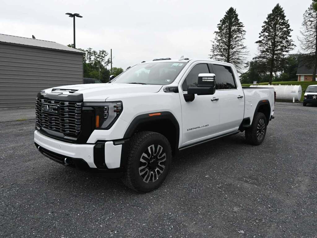 2025 GMC Sierra 2500HD Denali Ultimate