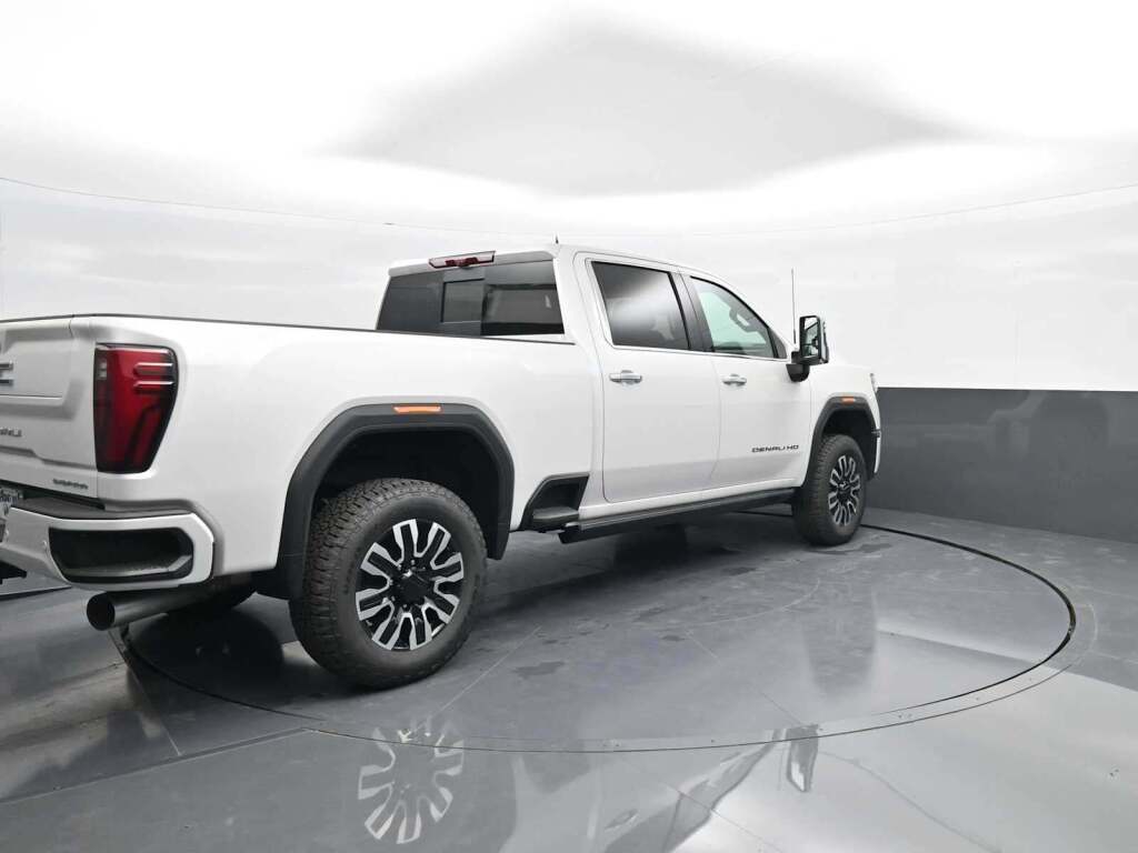 2025 GMC Sierra 2500HD Denali Ultimate