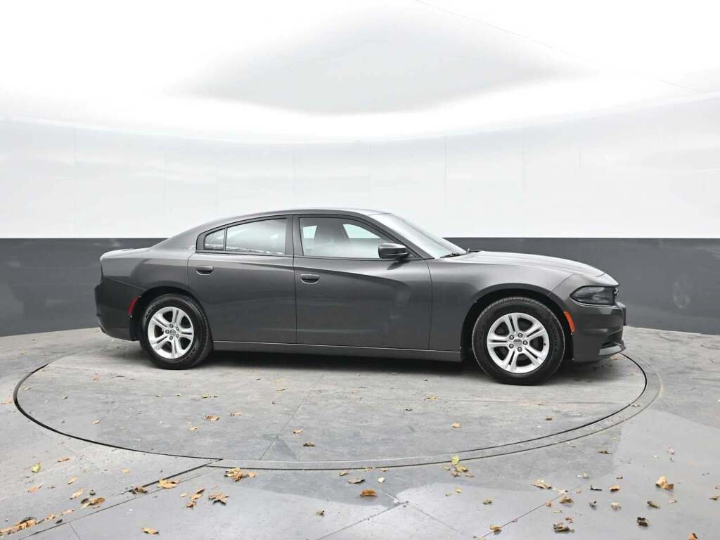 2020 Dodge Charger SXT RWD