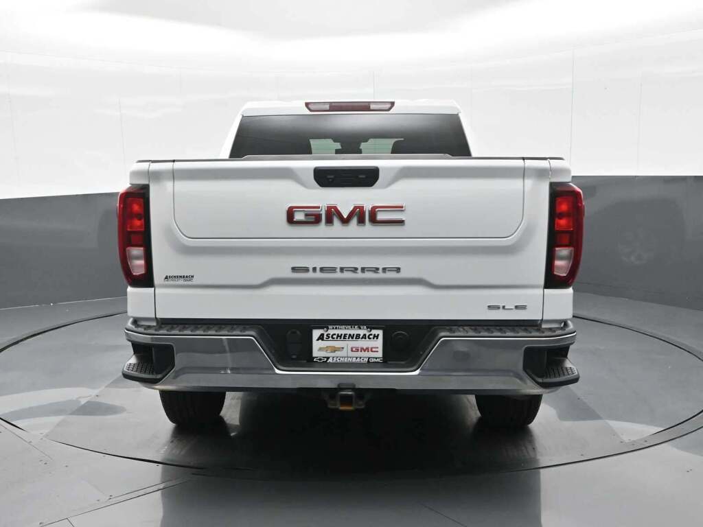 2023 GMC Sierra 1500 SLE