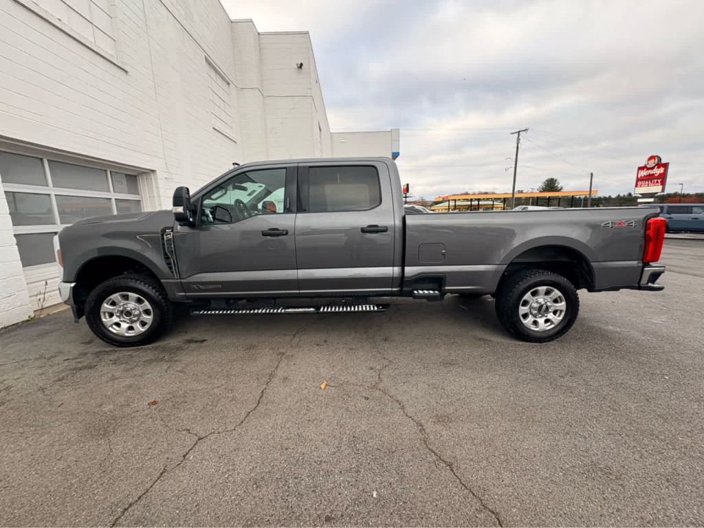 2024 Ford F-250 XLT